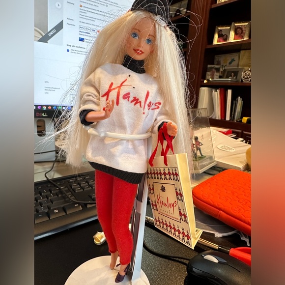 Rare find - Mattell doll Hamley\'s West End Barbie Vintage Collection